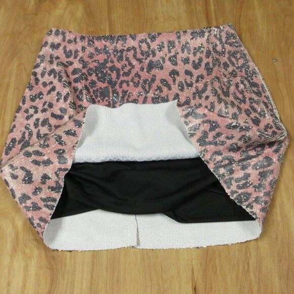 FREE PEOPLE FP One Sequin Mini Skirt Size 2 Pink Cheetah Grey Leopard Animal NWT - Picture 8 of 12